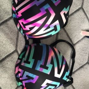 PINK ultimate push up bra 36B